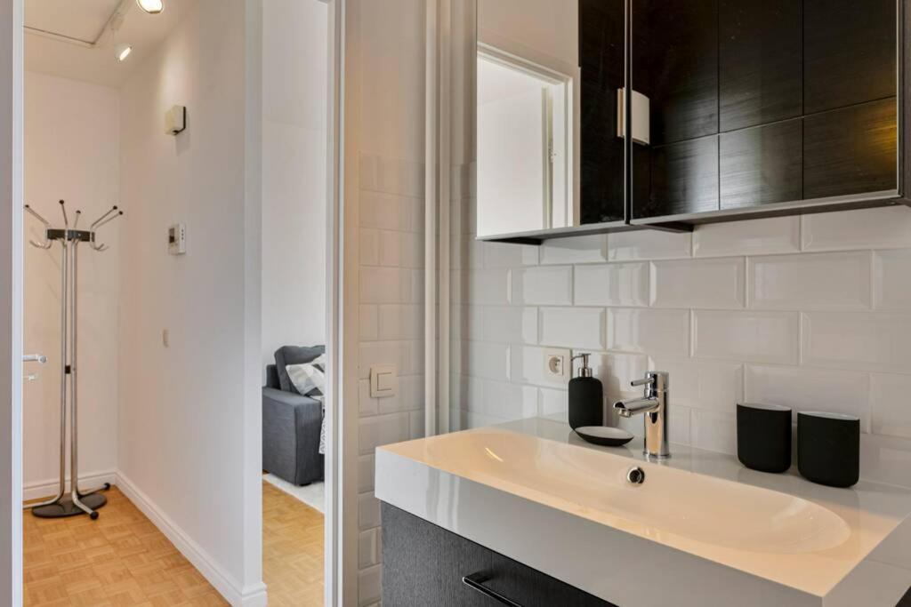 New-York Style Studio Apartment Antwerp Exterior photo
